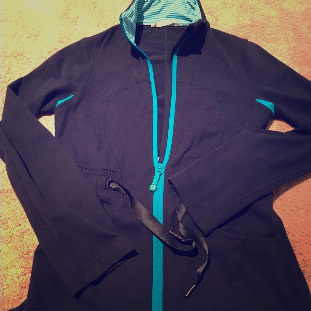 Lululemon Navy tie Jacket size 6